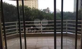 Imagem 4: 3 dormitórios, 3 suíte, 5 banheiro, 2 vagas na garagem, 230M² de Área Construída