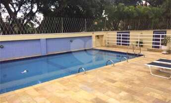 Imagem 7: 3 dormitórios, 3 suíte, 5 banheiro, 2 vagas na garagem, 230M² de Área Construída