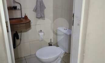 Imagem 6: 2 dormitórios, 2 suíte, 4 banheiro, 2 vagas na garagem, 156M² de Área Construída