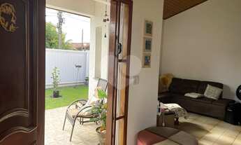 Imagem 1: 3 dormitórios, 1 suítes, 3 banheiro, 1 vaga na garagem, 174M² de Área Construída