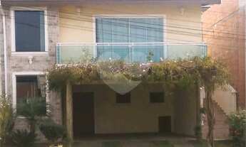 Imagem: 3 dormitórios, 1 suítes, 3 banheiro, 2