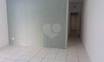 Imagem: 2 dormitórios, 2 banheiro, 1 vaga na garagem