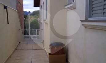 Imagem 3: 3 dormitórios, 1 suítes, 3 banheiro, 2 vagas na garagem, 171M² de Área Construída