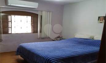 Imagem: 3 dormitórios, 1 suítes, 2 banheiro, 4