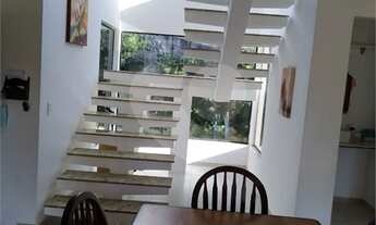 Imagem 6: 4 dormitórios, 2 suíte, 1 banheiros, 6 vagas na garagem, 300M² de Área Construída