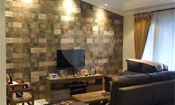 Imagem: 3 dormitórios, 1 suítes, 2 banheiro, 2