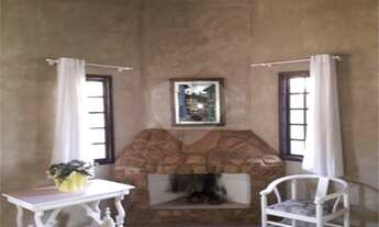 Imagem 3: 3 dormitórios, 1 suítes, 3 banheiro, 5 vagas na garagem, 205M² de Área Construída