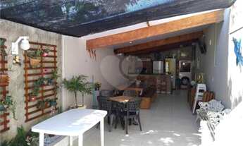 Imagem: 3 dormitórios, 1 suítes, 3 banheiro, 2