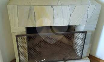 Imagem 4: 4 dormitórios, 2 suíte, 1 banheiros, 6 vagas na garagem, 300M² de Área Construída