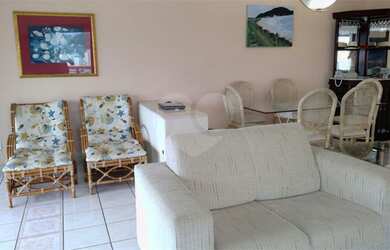 Imagem 2: 4 dormitórios, 4 suíte, 6 banheiro, 4 vagas na garagem, 166M² de Área Construída