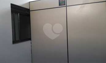 Imagem 7: 2 dormitórios, 2 banheiro, 3 vagas na garagem, 190M² de Área Construída, 190M² de Área Tot