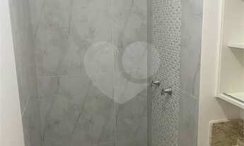 Imagem 5: 2 dormitórios, 1 suítes, 3 banheiro, 2 vagas na garagem, 72M² de Área Construída