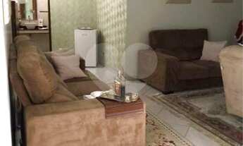 Imagem 5: 3 dormitórios, 1 suítes, 3 banheiro, 6 vagas na garagem, 286M² de Área Construída