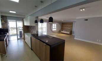 Imagem 6: 3 dormitórios, 3 suíte, 4 banheiro, 2 vagas na garagem, 166M² de Área Construída