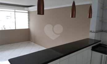 Imagem 1: 2 dormitórios, 1 banheiros, 2 vagas na garagem, 158M² de Área Construída, 158M² de Área To