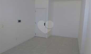 Imagem 6: 5 dormitórios, 4 suíte, 7 banheiro, 8 vagas na garagem, 561M² de Área Construída