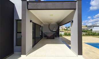 Imagem 4: 4 dormitórios, 4 suíte, 5 banheiro, 3 vagas na garagem, 389M² de Área Construída