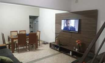 Imagem: 2 dormitórios, 1 suítes, 2 banheiro, 2