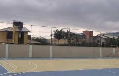 Imagem 4: Venha se encantar com essa deslumbrante casa no Condomínio Caminho do Engenho II, localiza