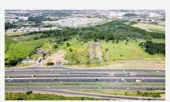 Imagem: Area - industrial ou comercial na rodovia