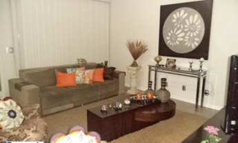 Imagem 2: 4 dormitórios, 2 suíte, 2 banheiro, 3 vagas na garagem, 352M² de Área Total