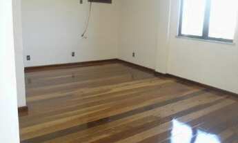 Imagem 4: 3 dormitórios, 2 suíte, 1 banheiros, 2 vagas na garagem, 327M² de Área Construída