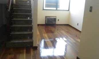 Imagem 5: 3 dormitórios, 2 suíte, 1 banheiros, 2 vagas na garagem, 327M² de Área Construída