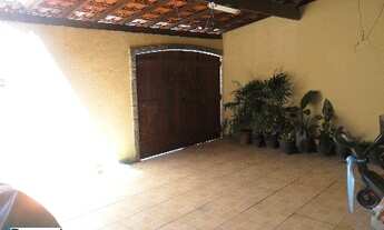 Imagem 4: 4 dormitórios, 2 suíte, 2 banheiro, 2 vagas na garagem