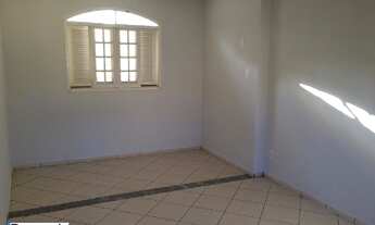 Imagem 7: 4 dormitórios, 2 suíte, 1 banheiros, 240M² de Área Total