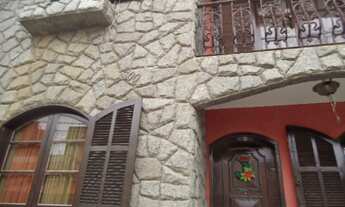 Imagem: 4 dormitórios, 1 suítes, 2 banheiro, 4