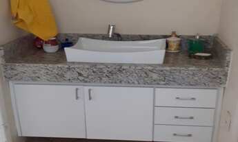 Imagem 6: 2 dormitórios, 1 suítes, 2 banheiro, 214M² de Área Construída