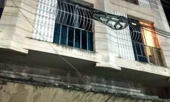 Imagem 1: 3 dormitórios, 1 suítes, 2 banheiro, 93M² de Área Construída