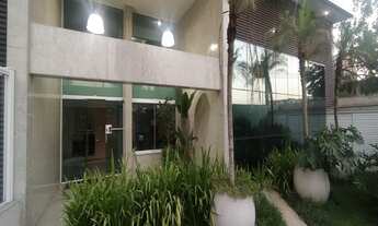 Imagem 2: 4 dormitórios, 1 suítes, 3 banheiro, 2 vagas na garagem, 160M² de Área Construída