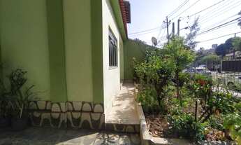 Imagem 4: 2 dormitórios, 1 banheiros, 2 vagas na garagem, 180M² de Área Construída