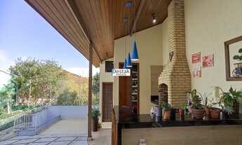 Imagem: 4 dormitórios, 1 suítes, 4 banheiro, 4