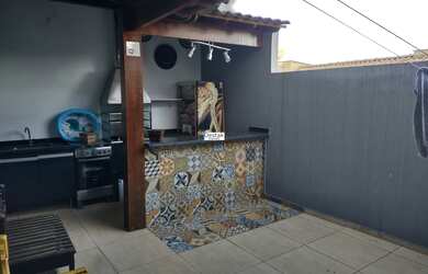 Imagem 2: 3 dormitórios, 1 suítes, 3 banheiro, 1 vaga na garagem