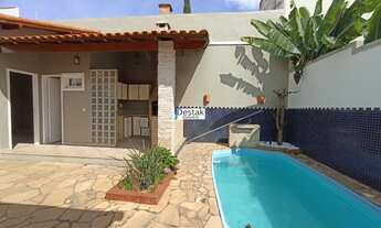 Imagem: 3 dormitórios, 1 suítes, 2 banheiro, 4