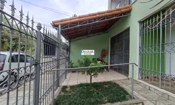 Imagem: 4 dormitórios, 2 banheiro, 1 vaga na garagem