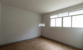 Imagem 4: 4 dormitórios, 2 banheiro, 1 vaga na garagem