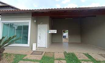 Imagem 3: 3 dormitórios, 1 suítes, 2 banheiro, 4 vagas na garagem