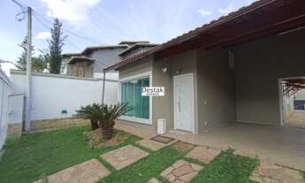 Imagem 2: 3 dormitórios, 1 suítes, 2 banheiro, 4 vagas na garagem