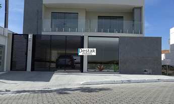 Imagem: 3 dormitórios, 1 suítes, 1 banheiros