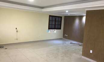 Imagem 4: 3 dormitórios, 1 suítes, 2 banheiro, 2 vagas na garagem