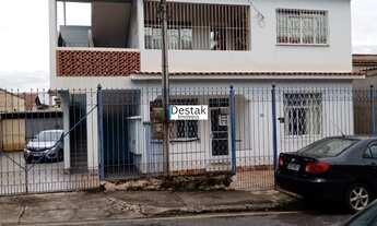 Imagem: 3 dormitórios, 1 banheiros, 1 vaga na garagem