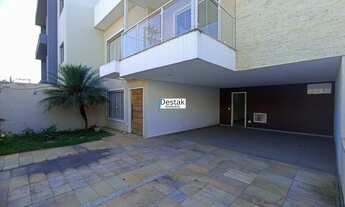 Imagem: 4 dormitórios, 1 suítes, 4 banheiro, 4