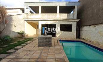 Imagem: 2 dormitórios, 3 banheiro, 2 vagas na garagem