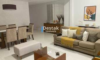 Imagem 2: 3 dormitórios, 2 suíte, 4 banheiro, 2 vagas na garagem, 225M² de Área Construída