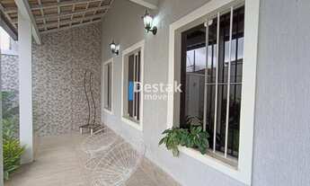 Imagem 2: 3 dormitórios, 1 suítes, 3 banheiro