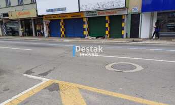 Imagem: 300M² de Área Construída