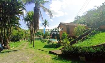 Imagem 2: 4 dormitórios, 2 suíte, 320M² de Área Construída